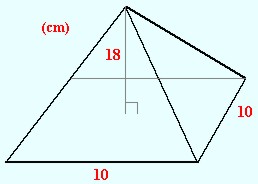 Areal av en side i en pyramide